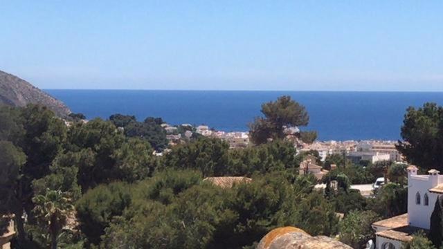 Atico-penthouse En Moraira Con Vistas Al Mar Apartament