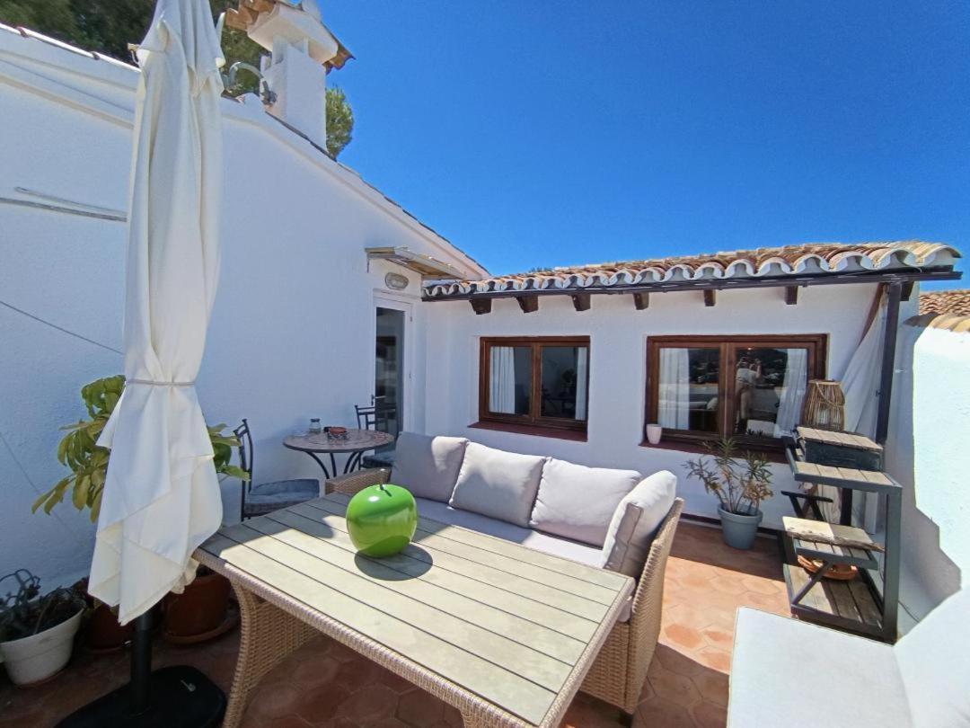 Atico-penthouse En Moraira Con Vistas Al Mar Apartament Teulada